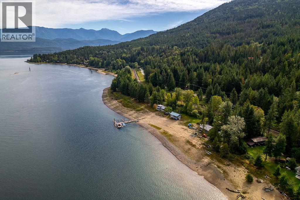 8275 East Procter Road, Procter, British Columbia  V0G 1C0 - Photo 28 - 10365994