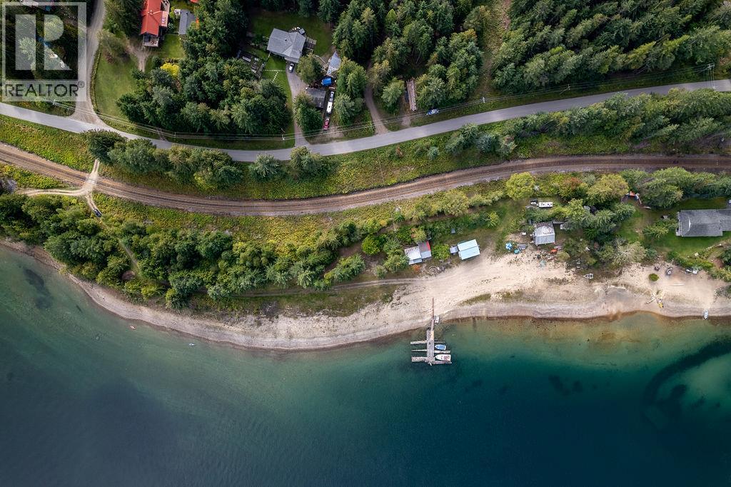 8275 East Procter Road, Procter, British Columbia  V0G 1C0 - Photo 34 - 10365994