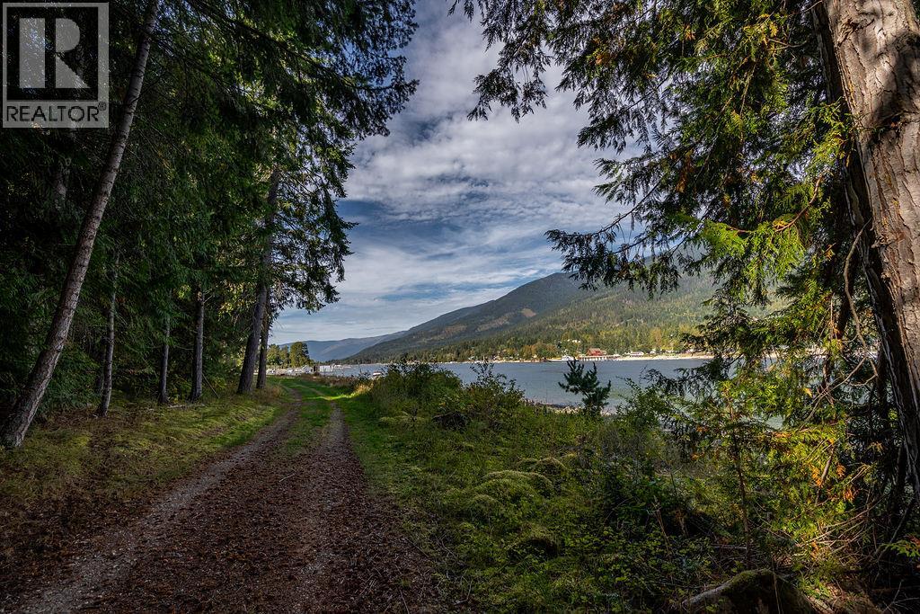 8275 East Procter Road, Procter, British Columbia  V0G 1C0 - Photo 6 - 10365994