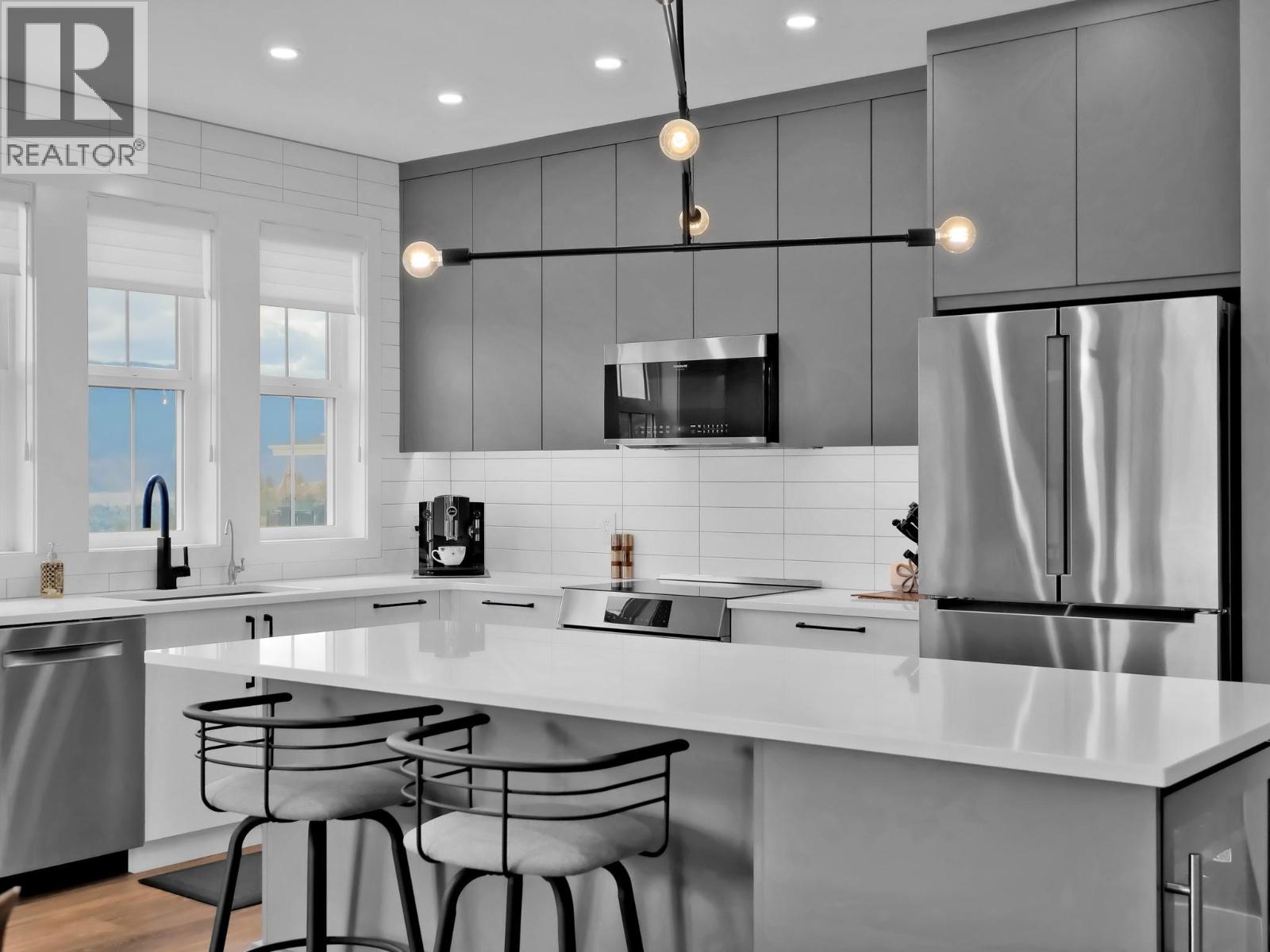 1940 Harris Drive, Penticton, British Columbia  V2A 0C8 - Photo 7 - 10371093