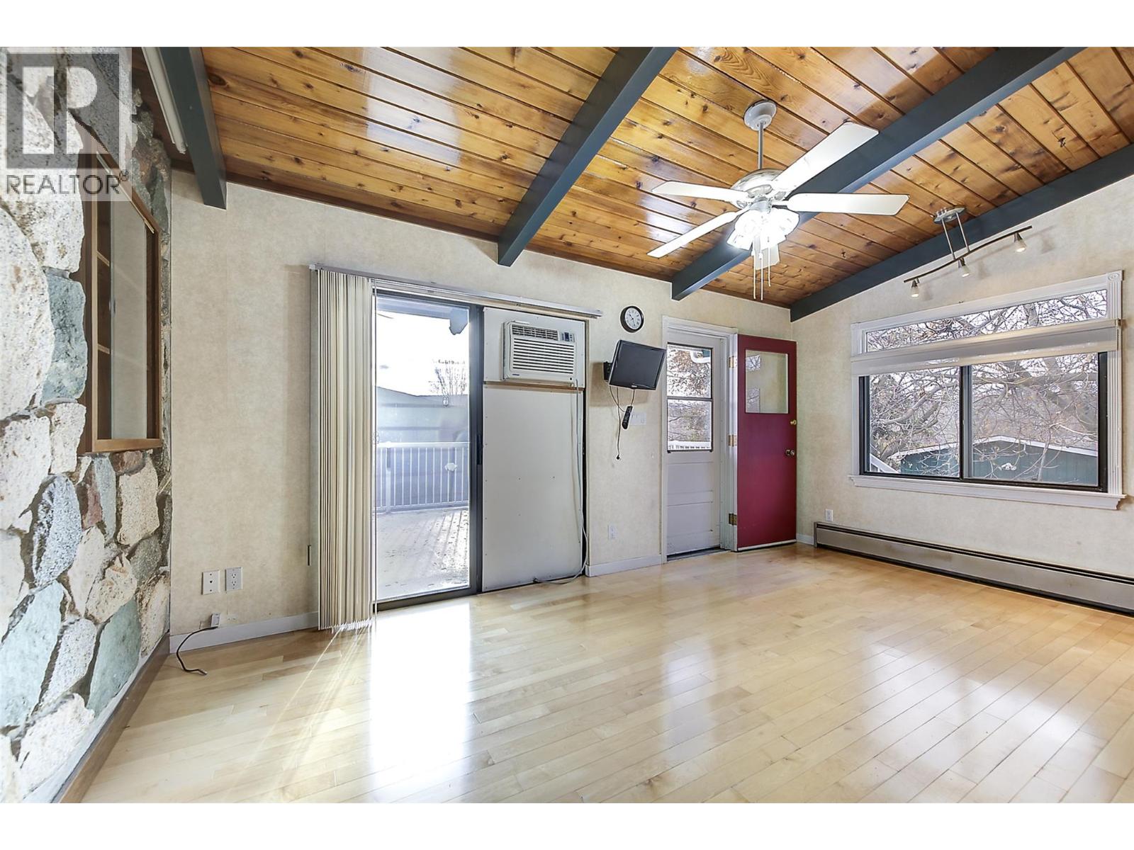 840 Matt Road, Kelowna, British Columbia  V1X 3W3 - Photo 11 - 10370778