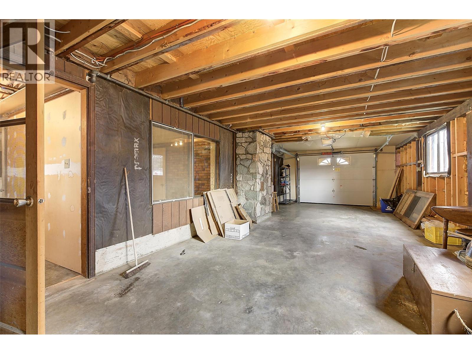 840 Matt Road, Kelowna, British Columbia  V1X 3W3 - Photo 45 - 10370778