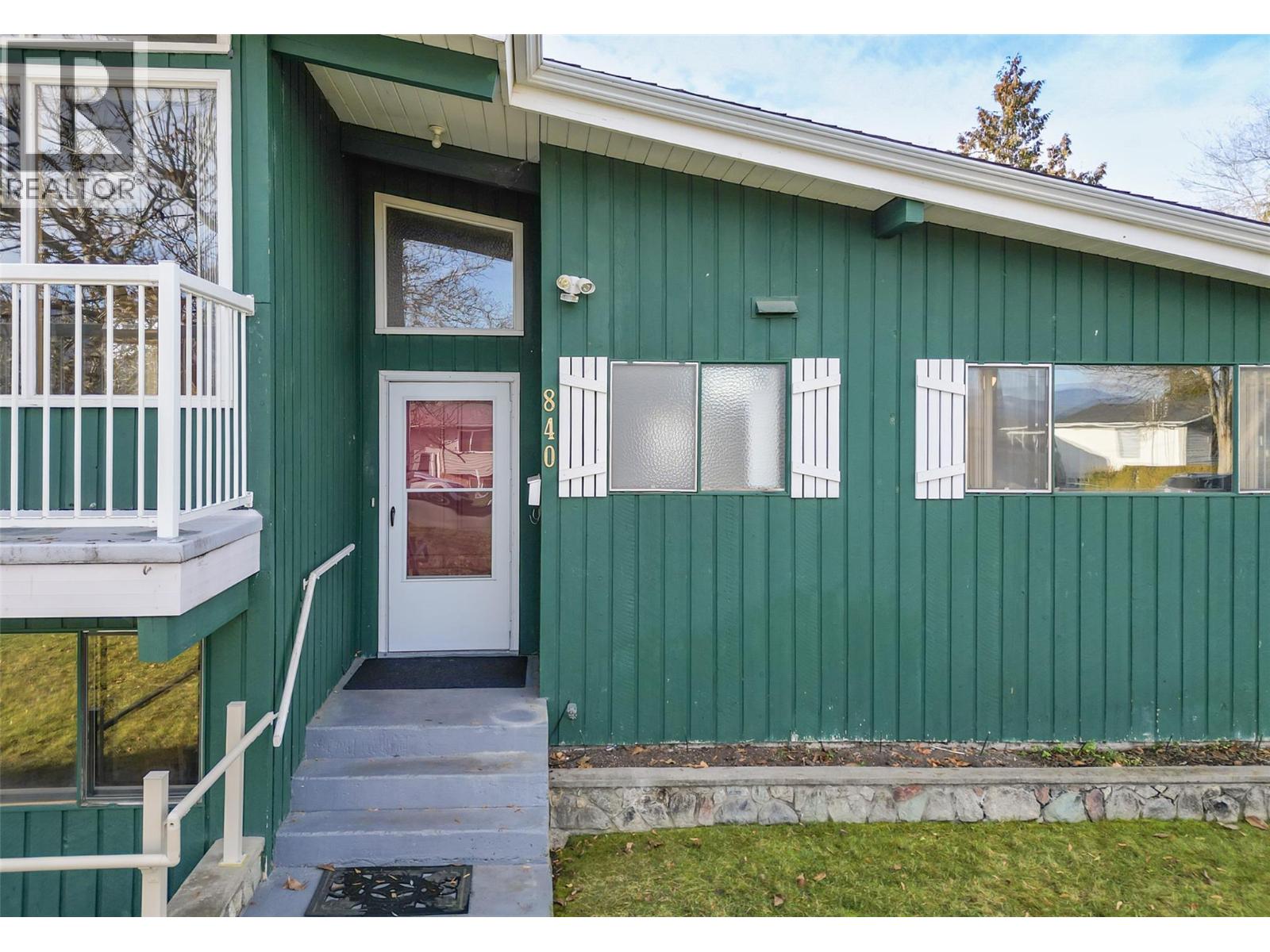 840 Matt Road, Kelowna, British Columbia  V1X 3W3 - Photo 5 - 10370778