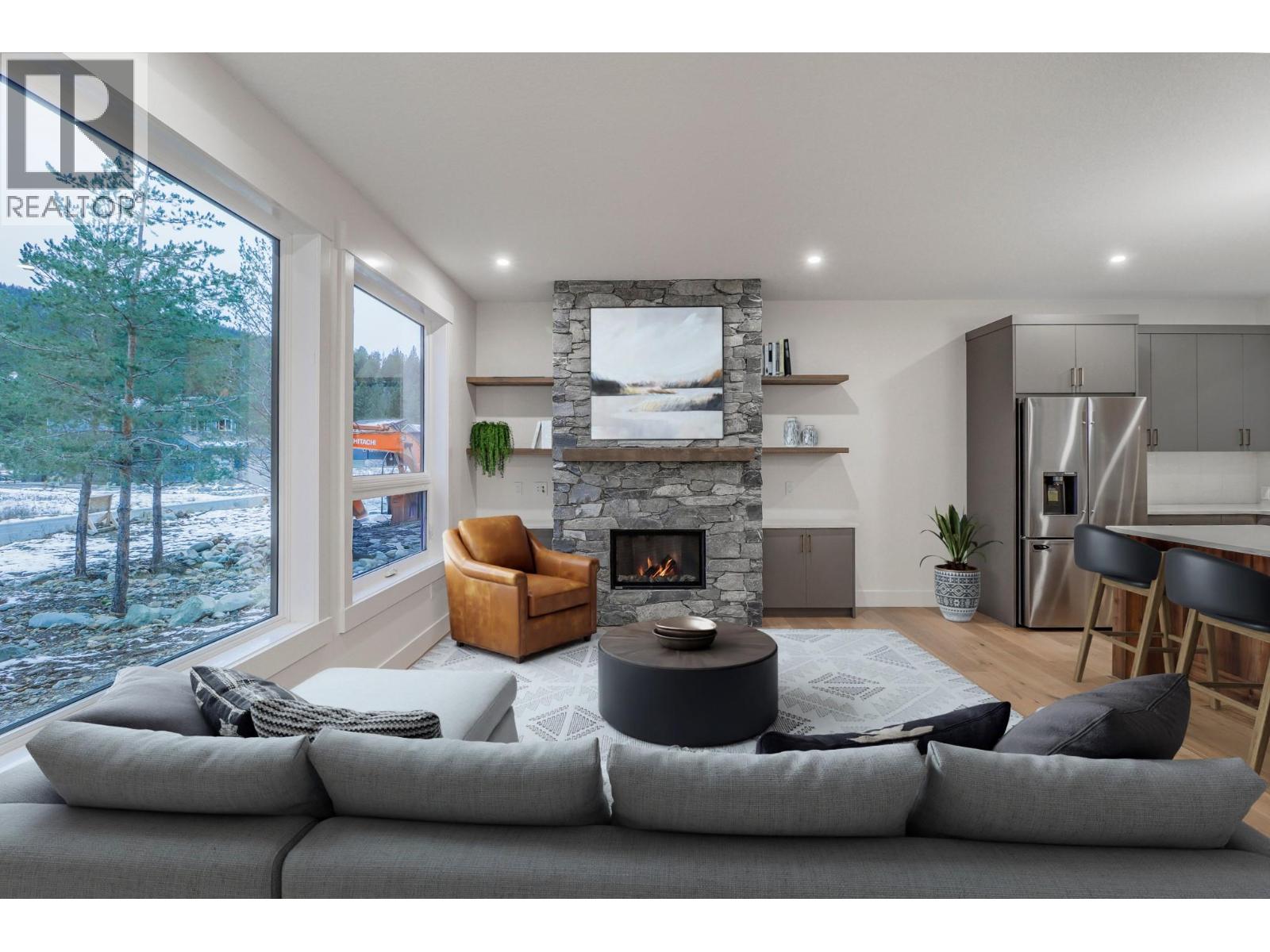136 Shadow Mountain Boulevard, Cranbrook, British Columbia  V1C 0C6 - Photo 5 - 10371062