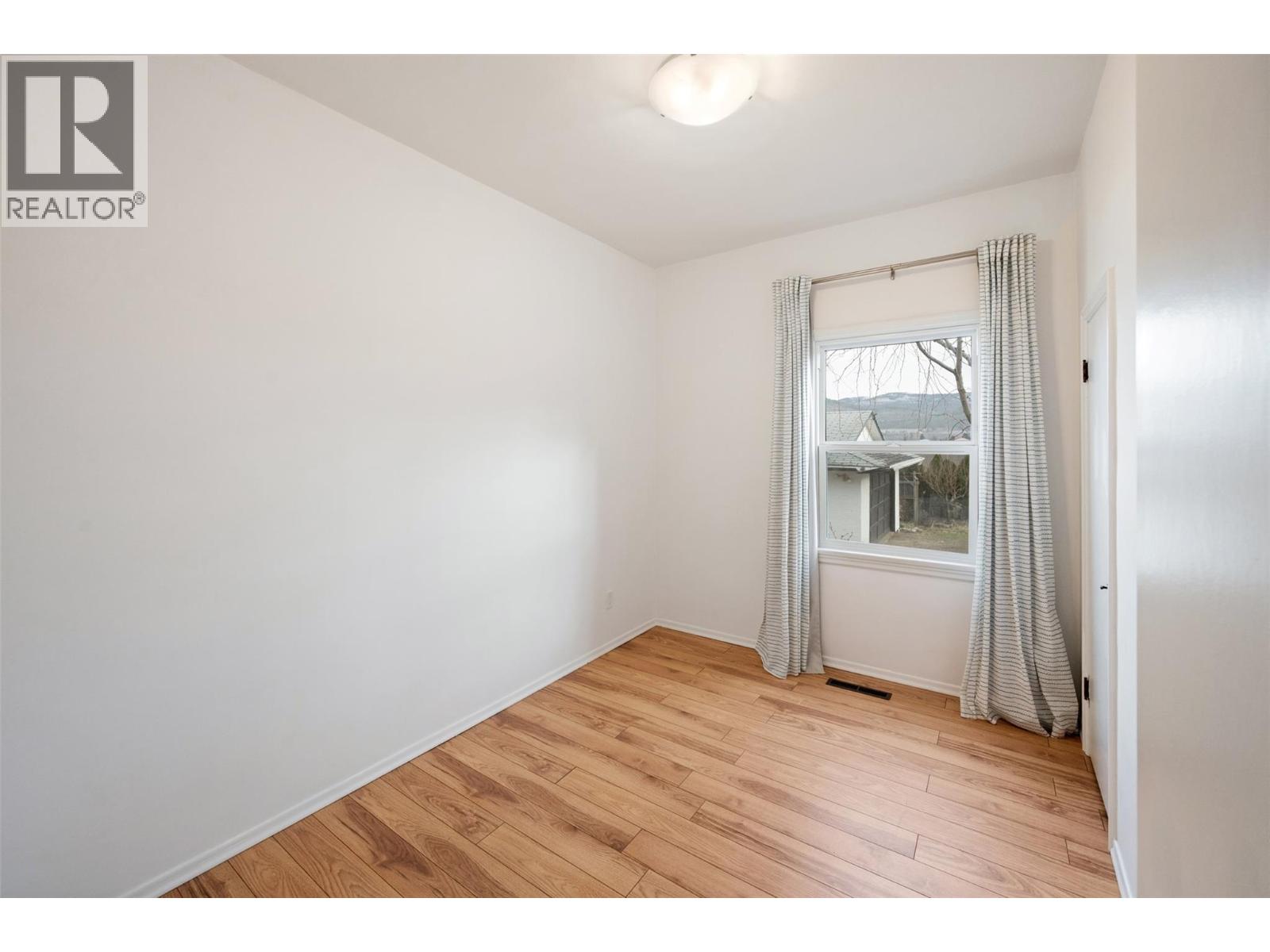 824 Road 2, Oliver, British Columbia  V0H 1T1 - Photo 13 - 10371106