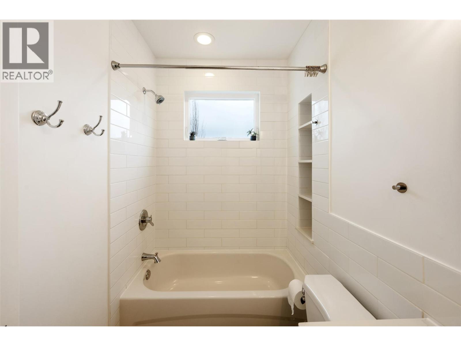 824 Road 2, Oliver, British Columbia  V0H 1T1 - Photo 16 - 10371106