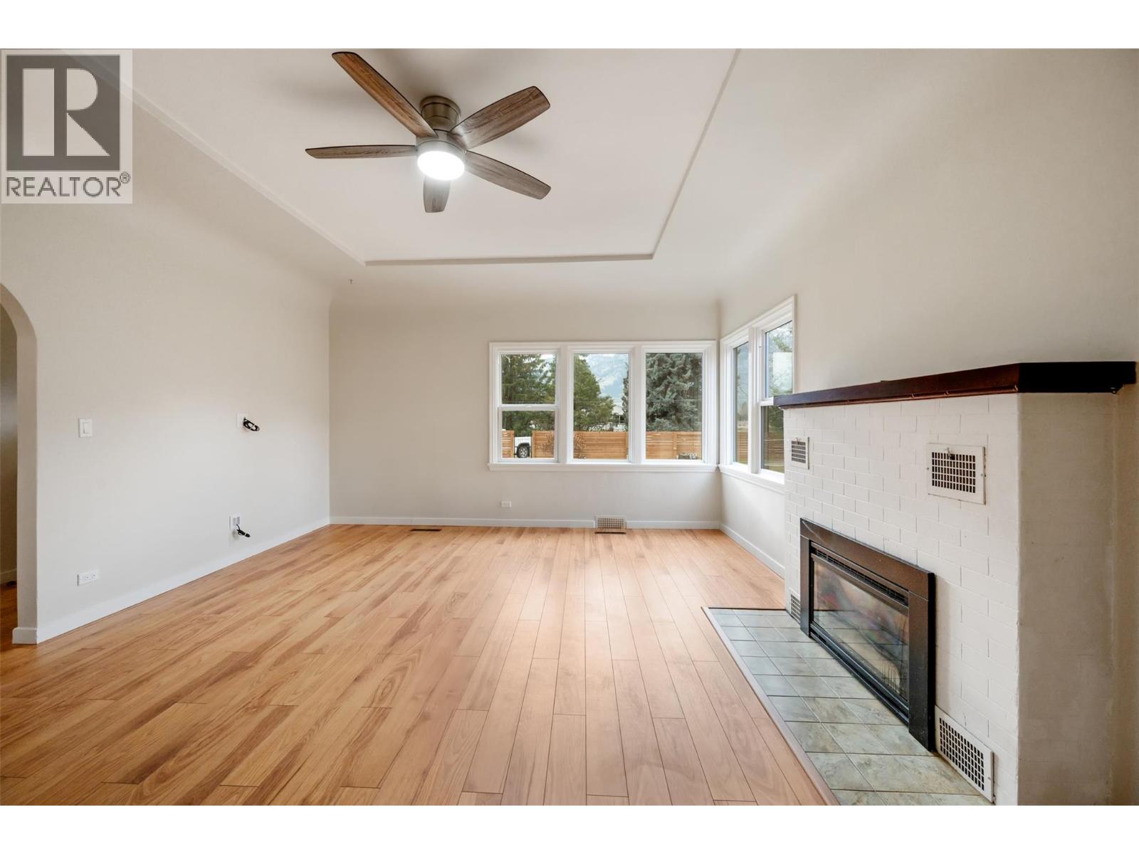 824 Road 2, Oliver, British Columbia  V0H 1T1 - Photo 9 - 10371106