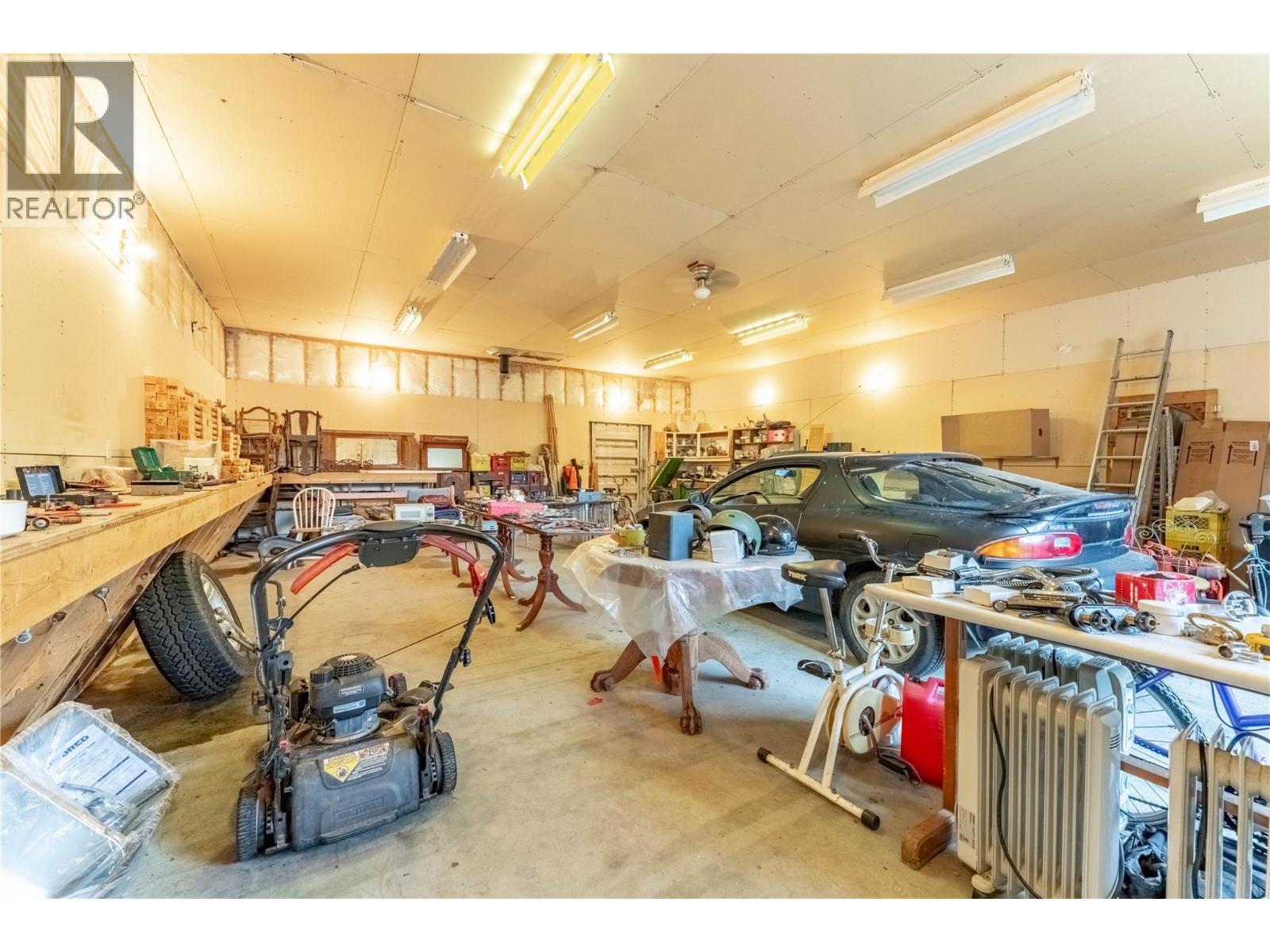 7349 Majestic Road, Kingsgate, British Columbia  V0B 1V1 - Photo 46 - 10371033