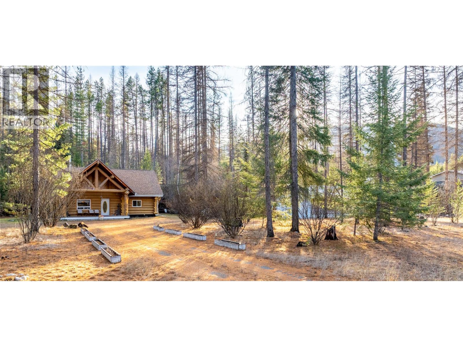 7349 Majestic Road, Kingsgate, British Columbia  V0B 1V1 - Photo 8 - 10371033