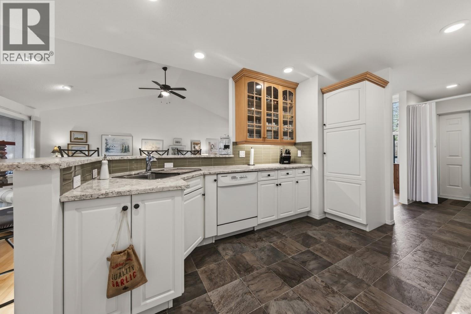 5152 Riverview Crescent, Fairmont Hot Springs, British Columbia  V0B 1L1 - Photo 12 - 10371073