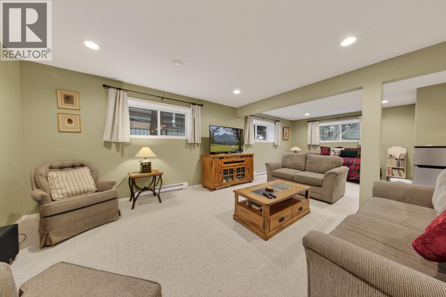 5152 Riverview Crescent, Fairmont Hot Springs, British Columbia  V0B 1L1 - Photo 35 - 10371073