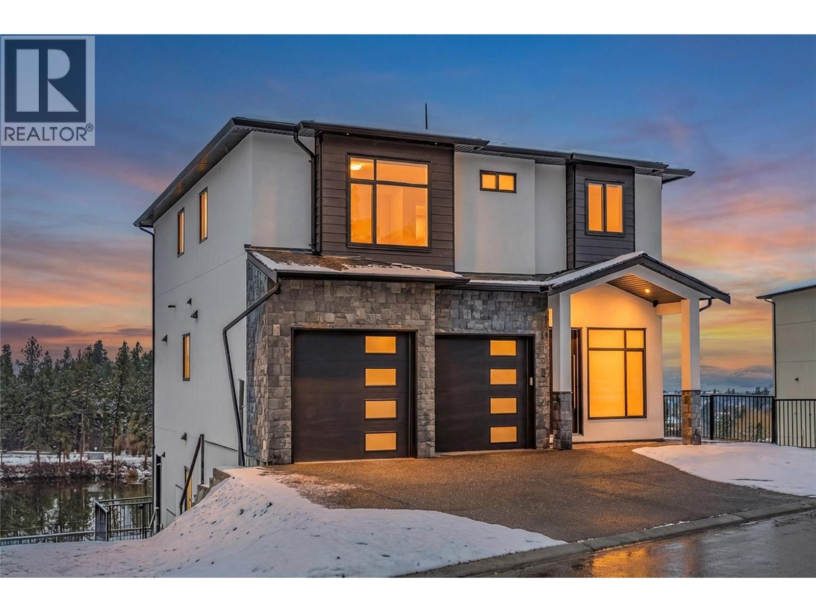 1136 Hume Avenue, Kelowna, British Columbia  V1P 1S3 - Photo 3 - 10371010