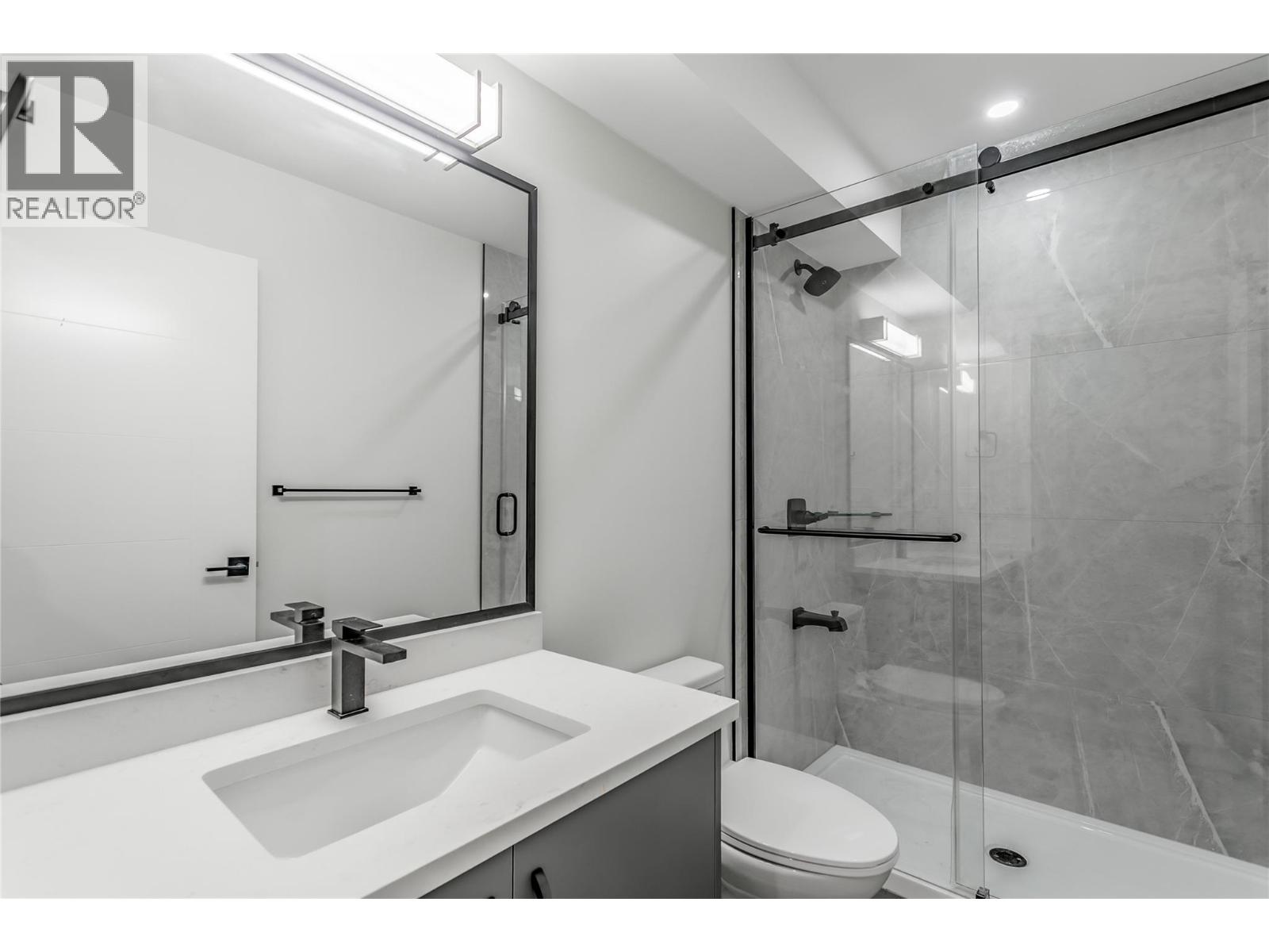 1136 Hume Avenue, Kelowna, British Columbia  V1P 1S3 - Photo 37 - 10371010