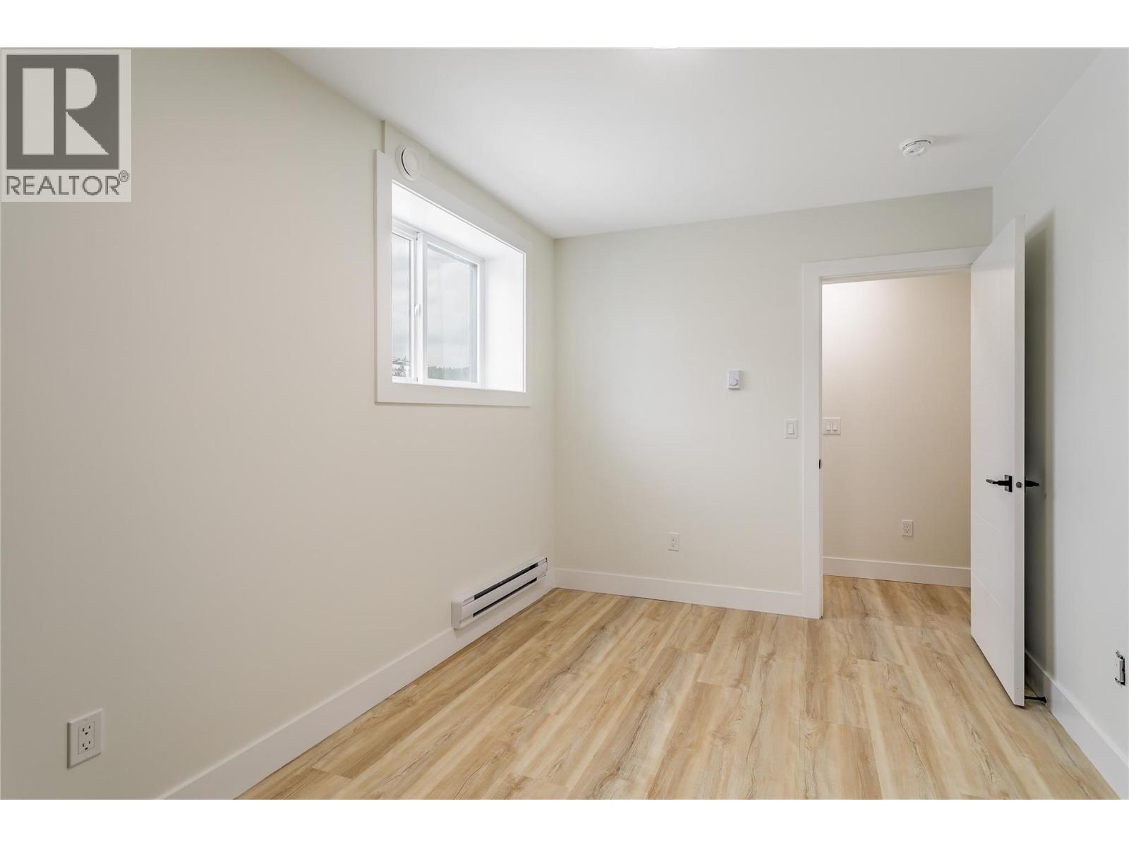 1136 Hume Avenue, Kelowna, British Columbia  V1P 1S3 - Photo 49 - 10371010