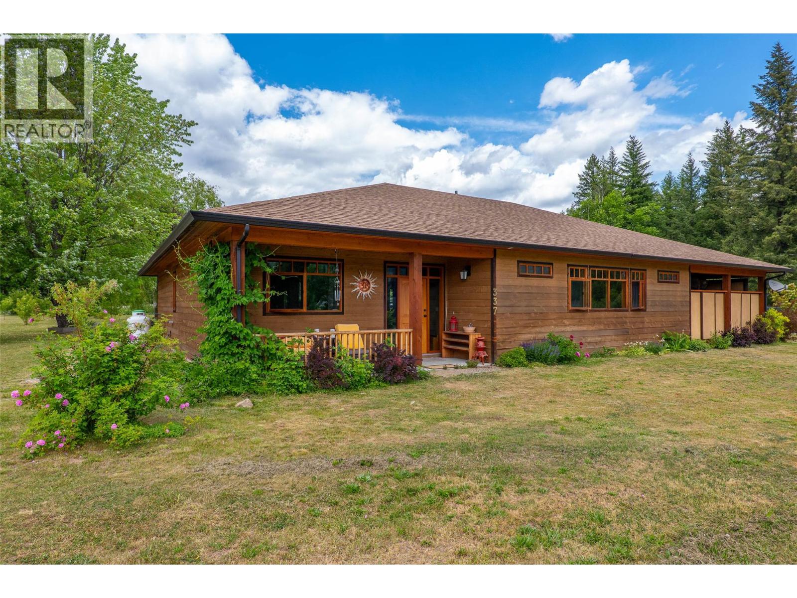 337 Sunshine Valley Road, Clearwater, British Columbia  V0E 1N2 - Photo 2 - 10371170