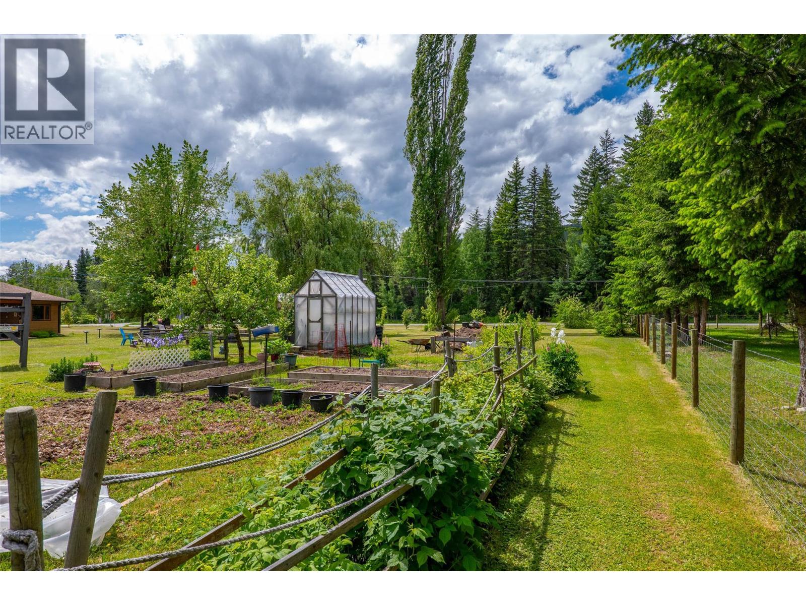 337 Sunshine Valley Road, Clearwater, British Columbia  V0E 1N2 - Photo 38 - 10371170