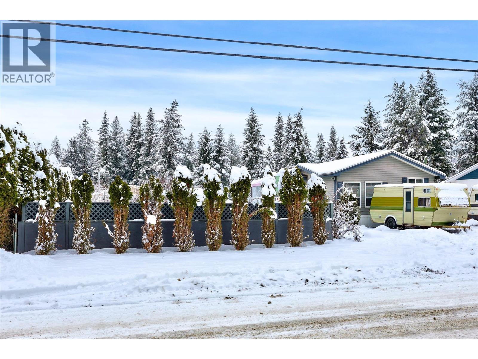 633 Barriere Lakes Road, Barriere, British Columbia  V0E 1E1 - Photo 2 - 10370640