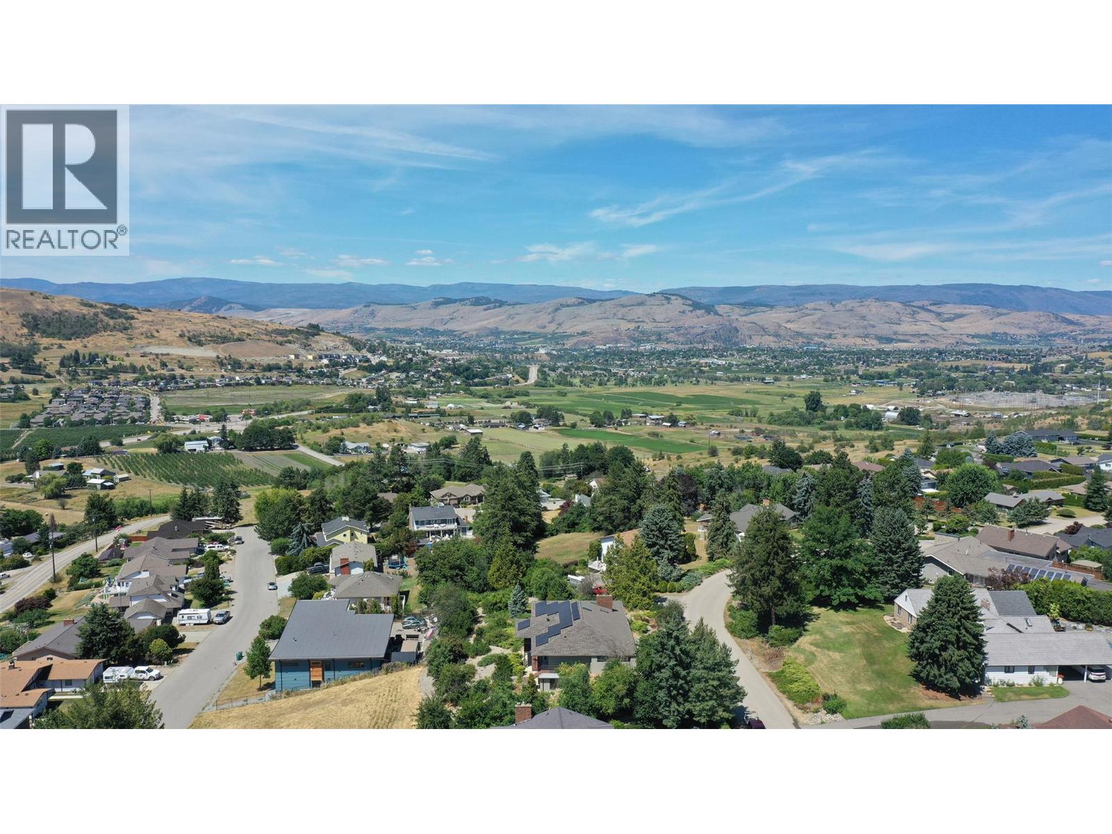 460 Crestview Drive, Coldstream, British Columbia  V1B 2X6 - Photo 10 - 10371136