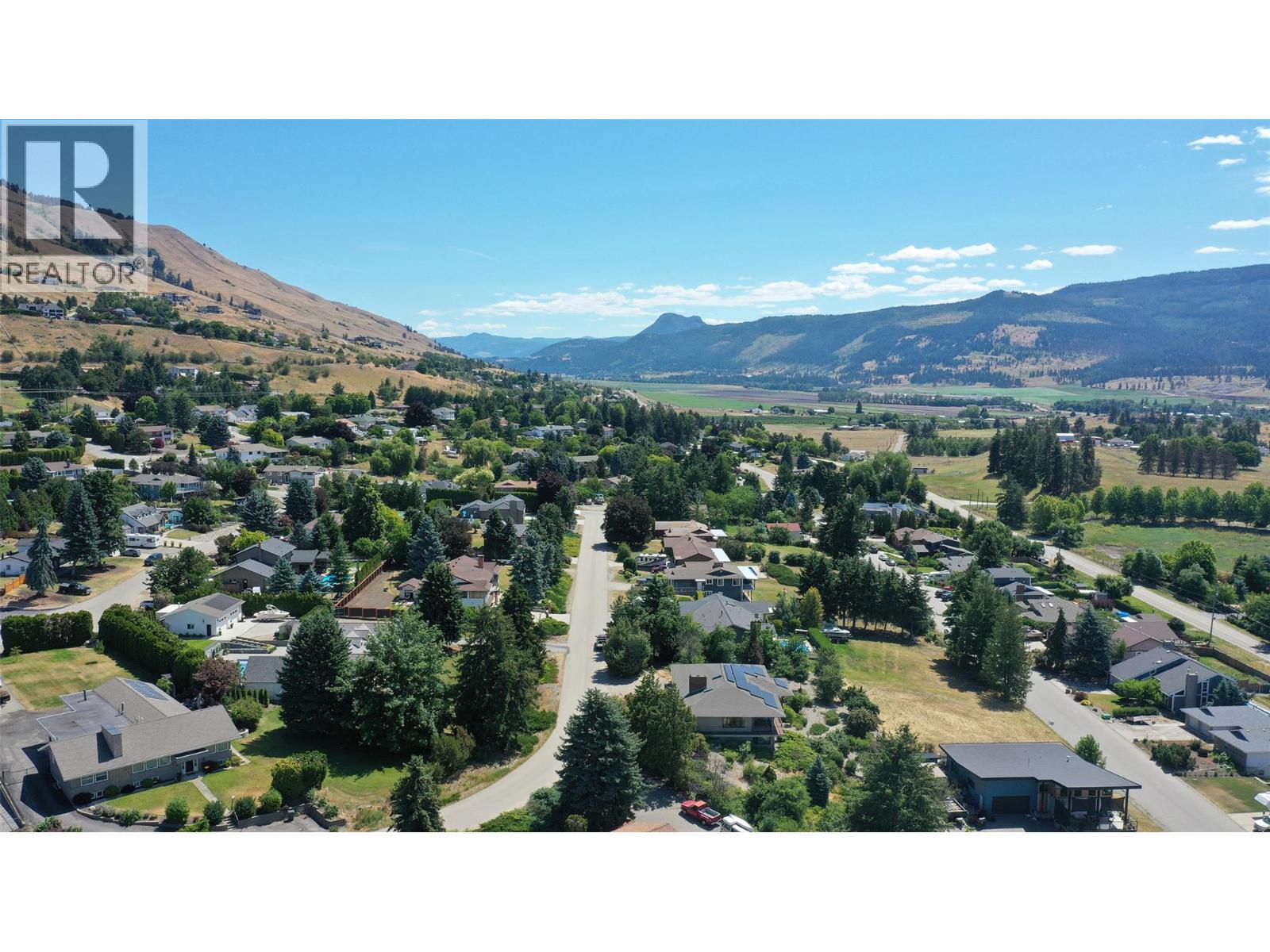 460 Crestview Drive, Coldstream, British Columbia  V1B 2X6 - Photo 11 - 10371136
