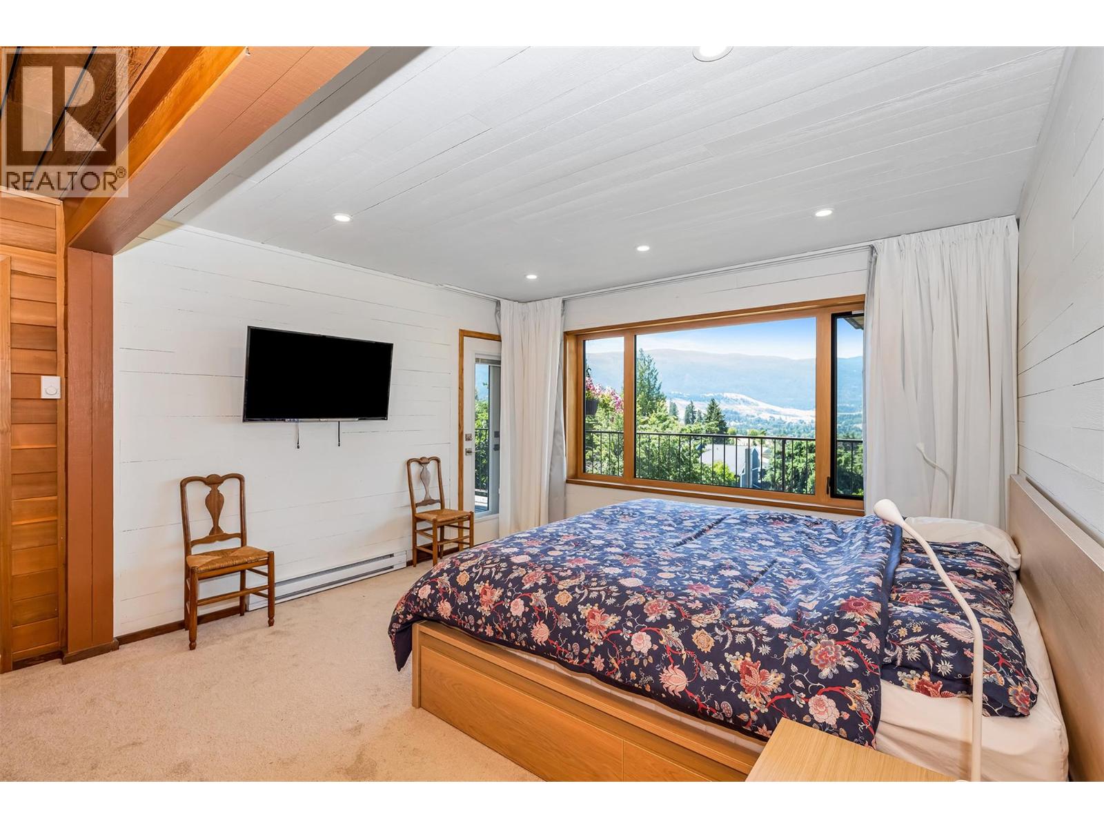 460 Crestview Drive, Coldstream, British Columbia  V1B 2X6 - Photo 34 - 10371136