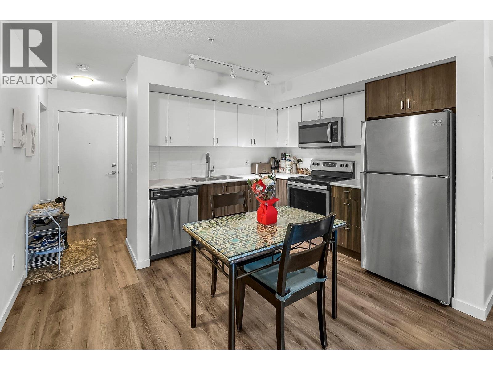 655 Academy Way Unit# 211, Kelowna, British Columbia  V1V 0A2 - Photo 7 - 10371228