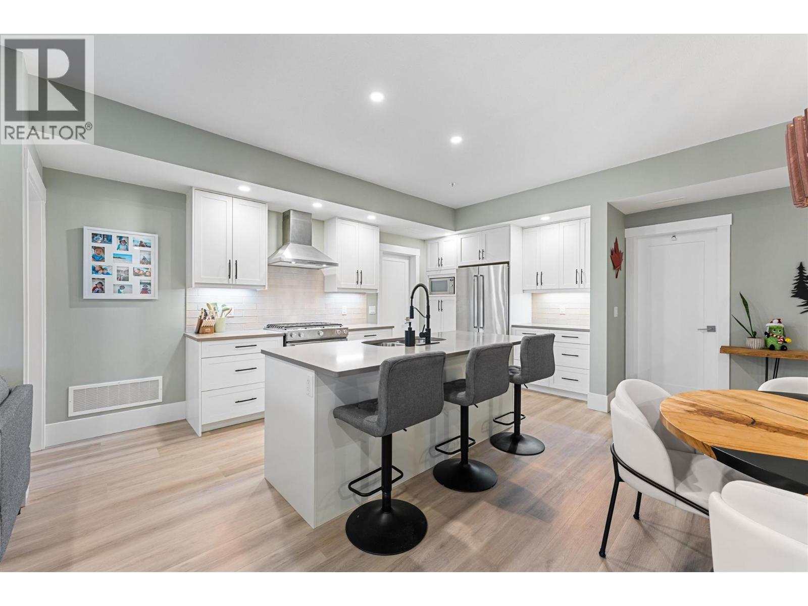 4000 Redstone Crescent Unit# 220, Peachland, British Columbia  V0H 1X5 - Photo 11 - 10371155