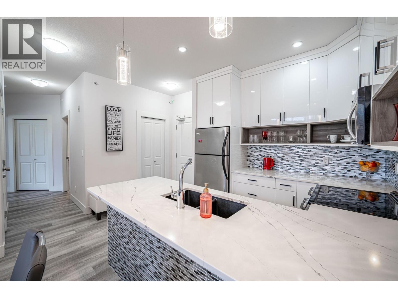 3205 Skyview Lane Unit# 405, West Kelowna, British Columbia  V4T 1S4 - Photo 10 - 10371194