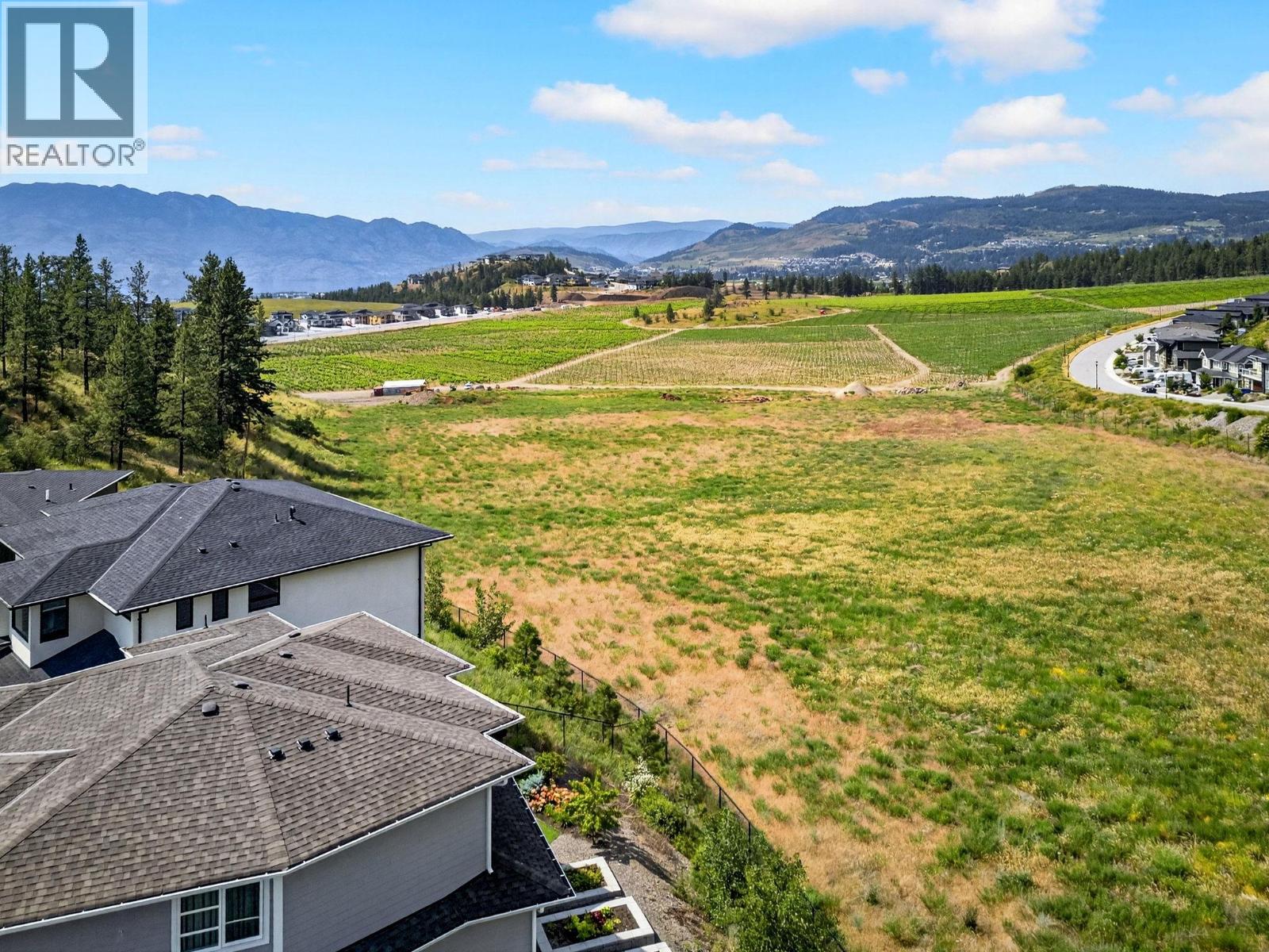 2578 Crown Crest Place, West Kelowna, British Columbia  V4T 3M6 - Photo 4 - 10371172