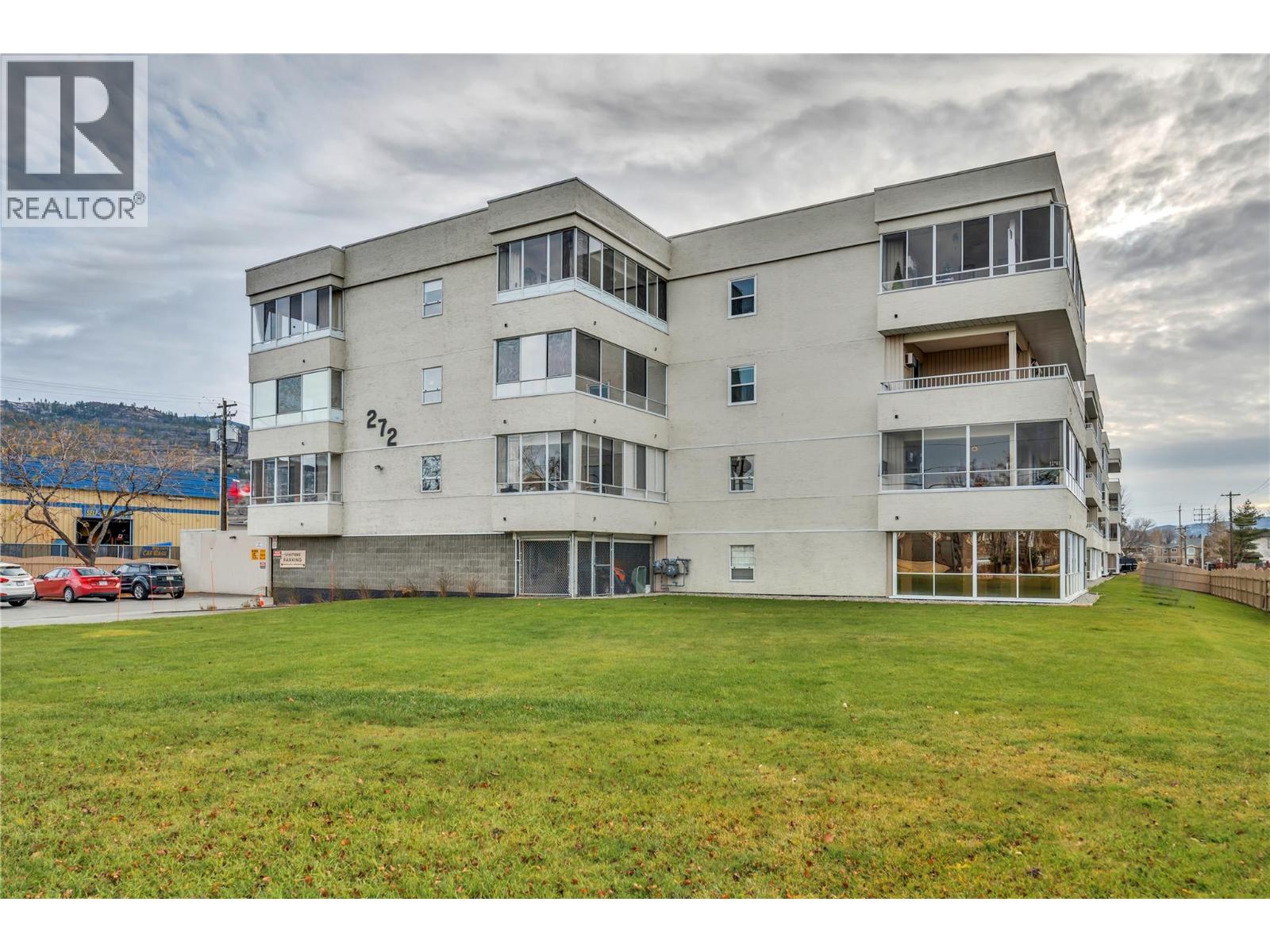 272 Green Avenue Unit# 402, Penticton, British Columbia  V2A 3T2 - Photo 2 - 10371244