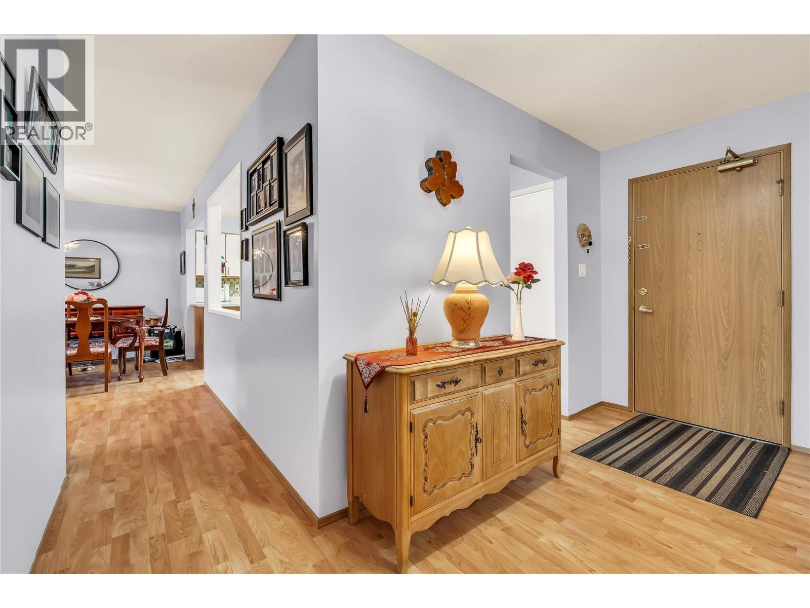 272 Green Avenue Unit# 402, Penticton, British Columbia  V2A 3T2 - Photo 3 - 10371244