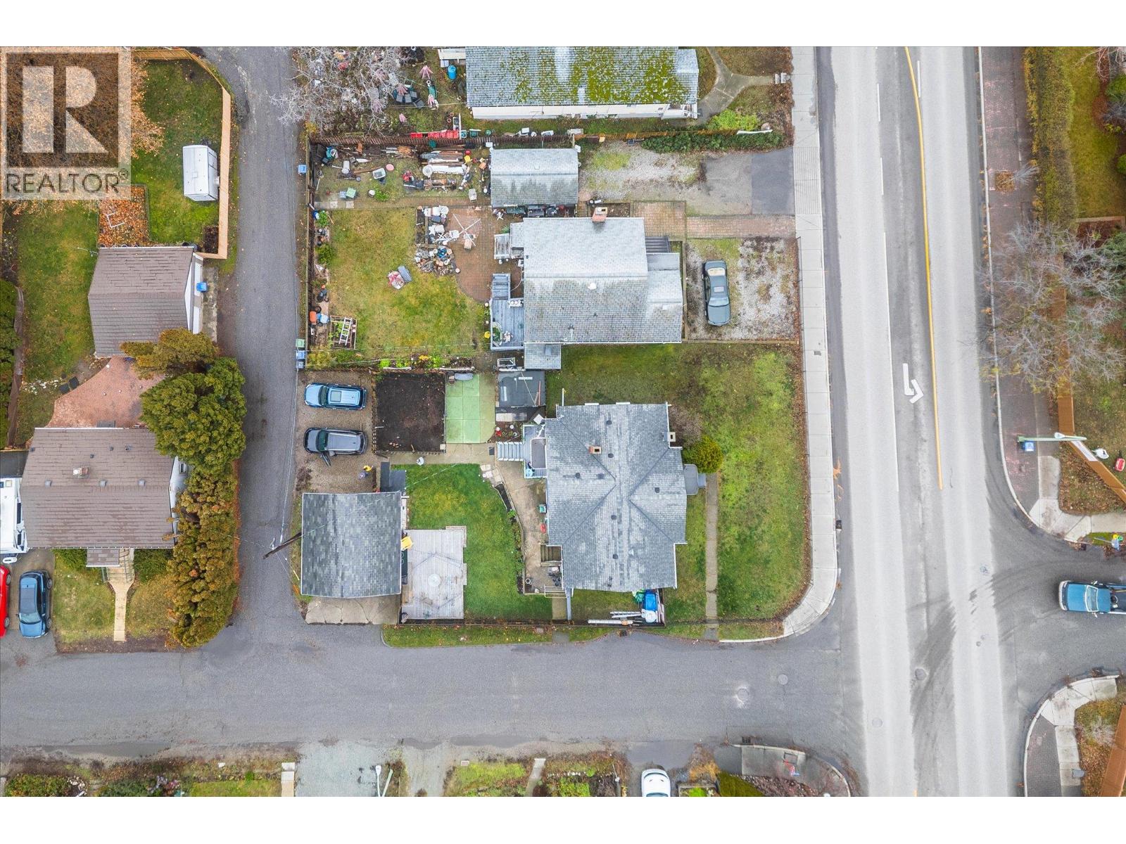 2405 Pandosy Street, kelowna, British Columbia