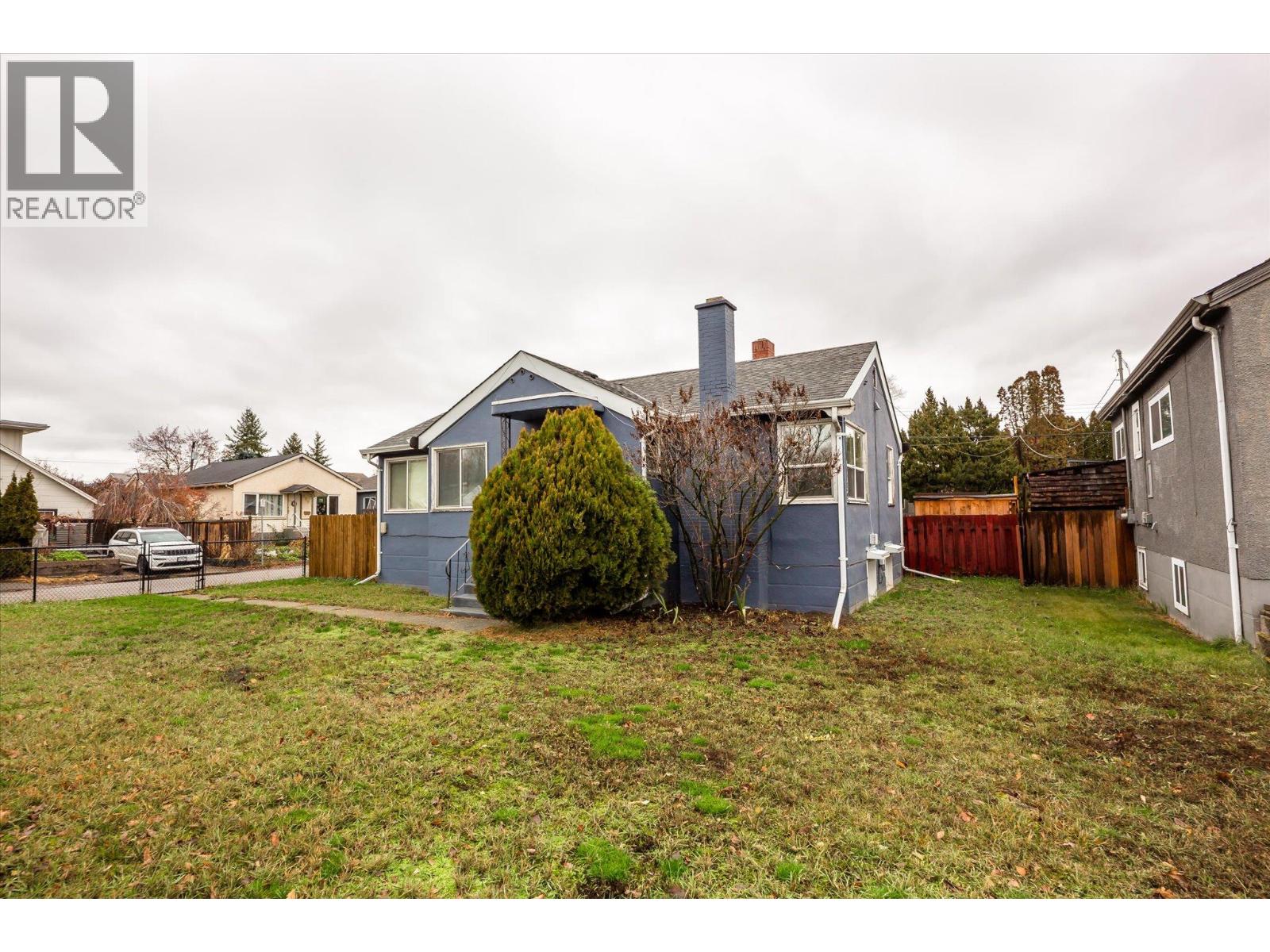 2405 Pandosy Street, Kelowna, British Columbia  V1Y 1T7 - Photo 9 - 10370983