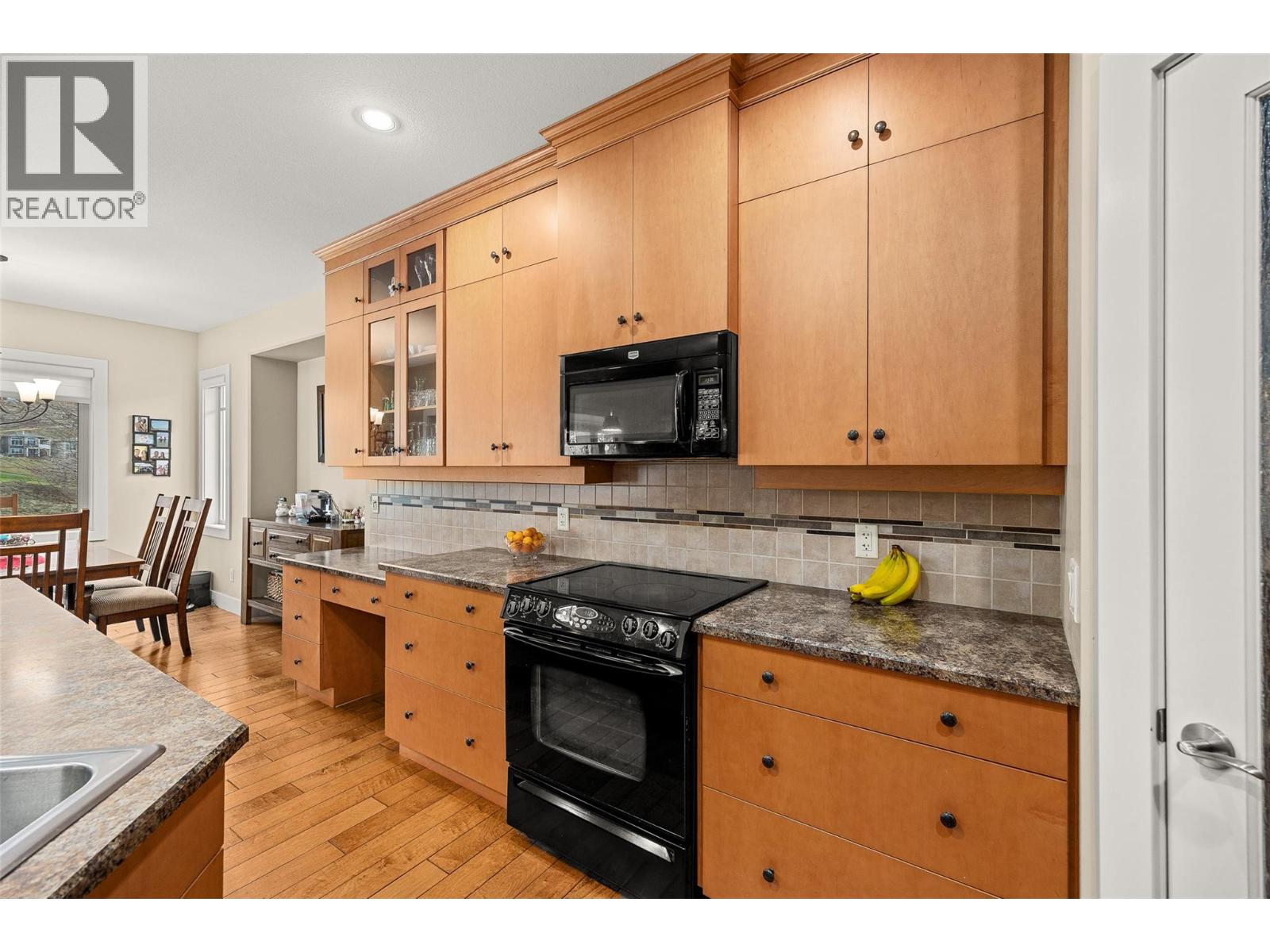 1601 Tower Ranch Boulevard, Kelowna, British Columbia  V1P 1P9 - Photo 10 - 10371202
