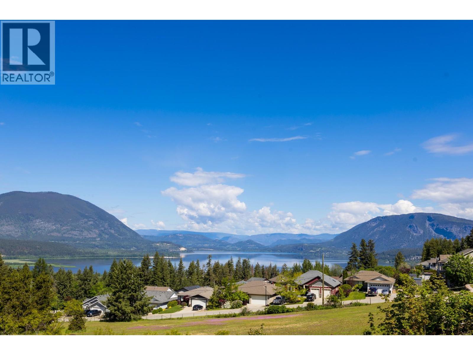 1220 16 Avenue Se, Salmon Arm, British Columbia  V1E 2R5 - Photo 7 - 10370258