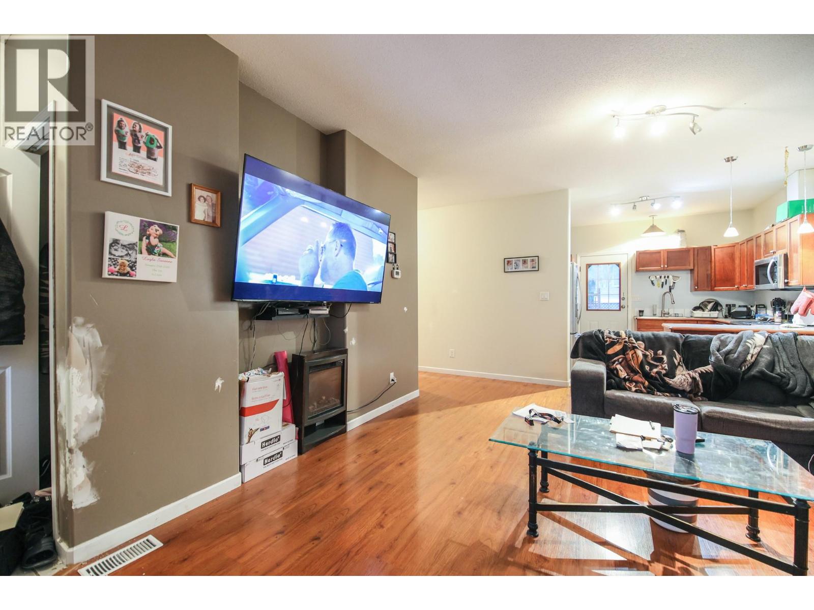 703 9th Avenue, Keremeos, British Columbia  V0X 1N3 - Photo 10 - 10371149