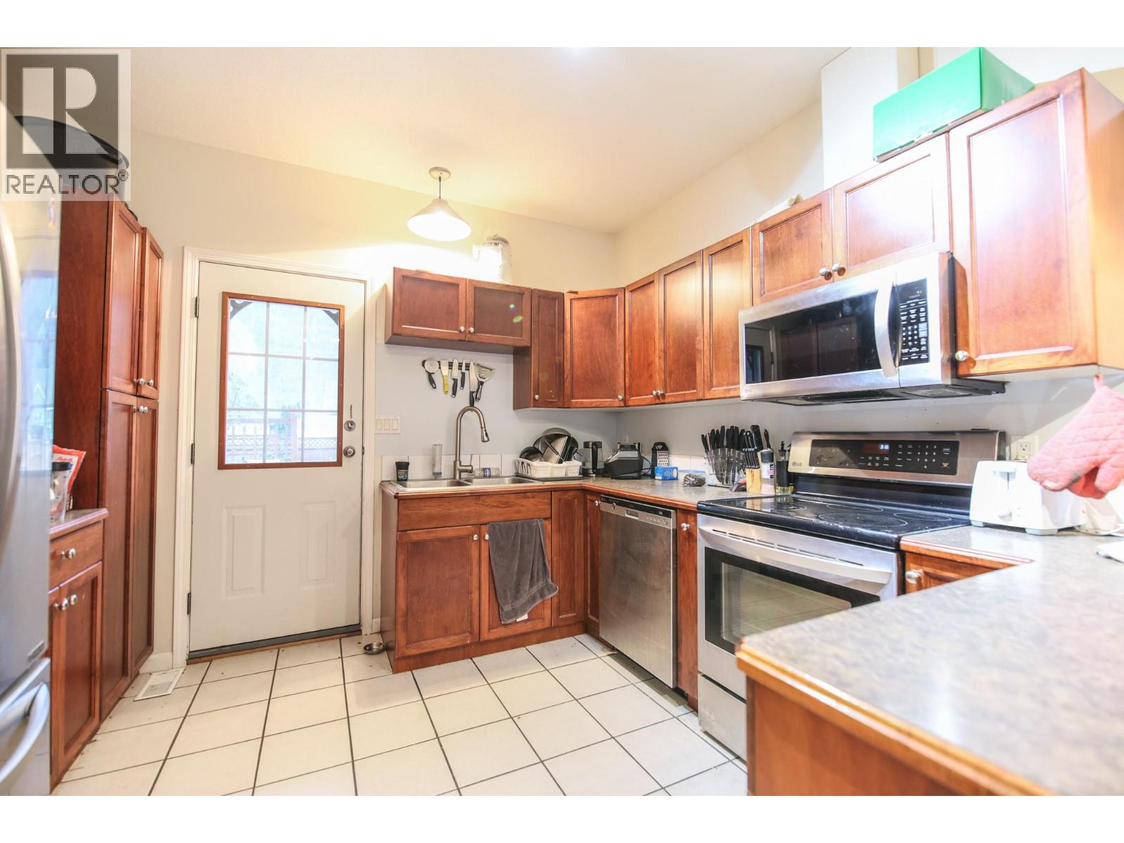 703 9th Avenue, Keremeos, British Columbia  V0X 1N3 - Photo 13 - 10371149