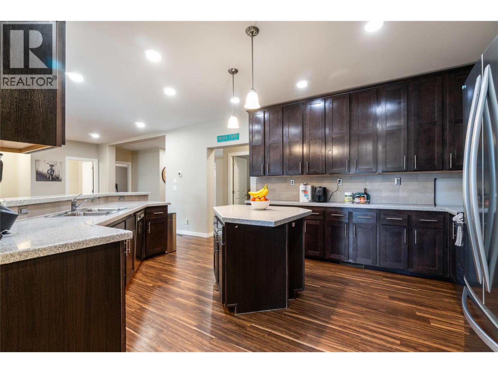 405 97a Highway, Sicamous, British Columbia  V0E 2V1 - Photo 10 - 10371068