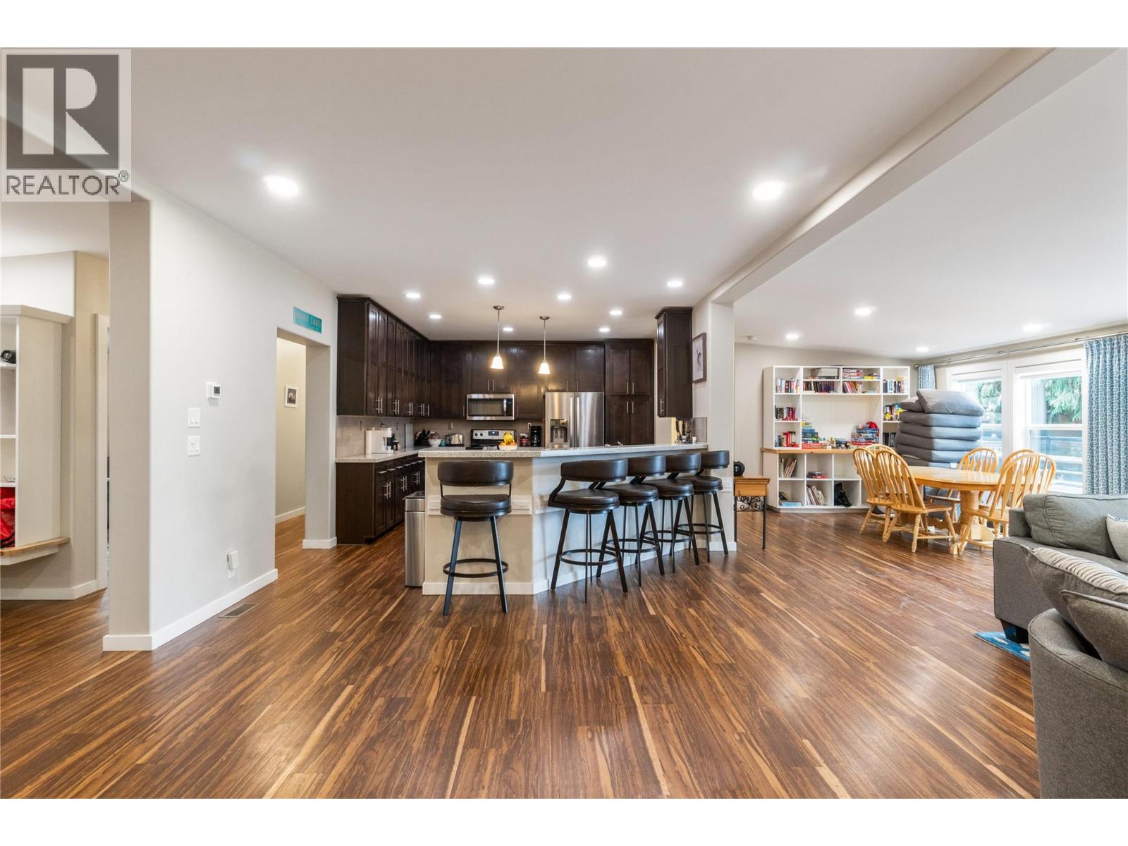 405 97a Highway, Sicamous, British Columbia  V0E 2V1 - Photo 15 - 10371068