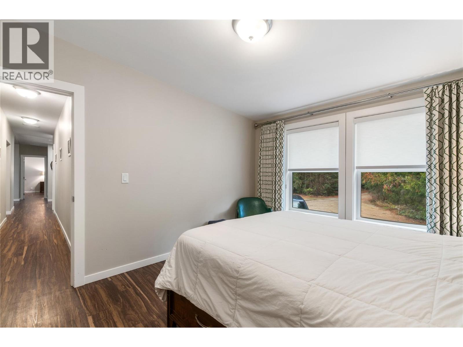 405 97a Highway, Sicamous, British Columbia  V0E 2V1 - Photo 30 - 10371068