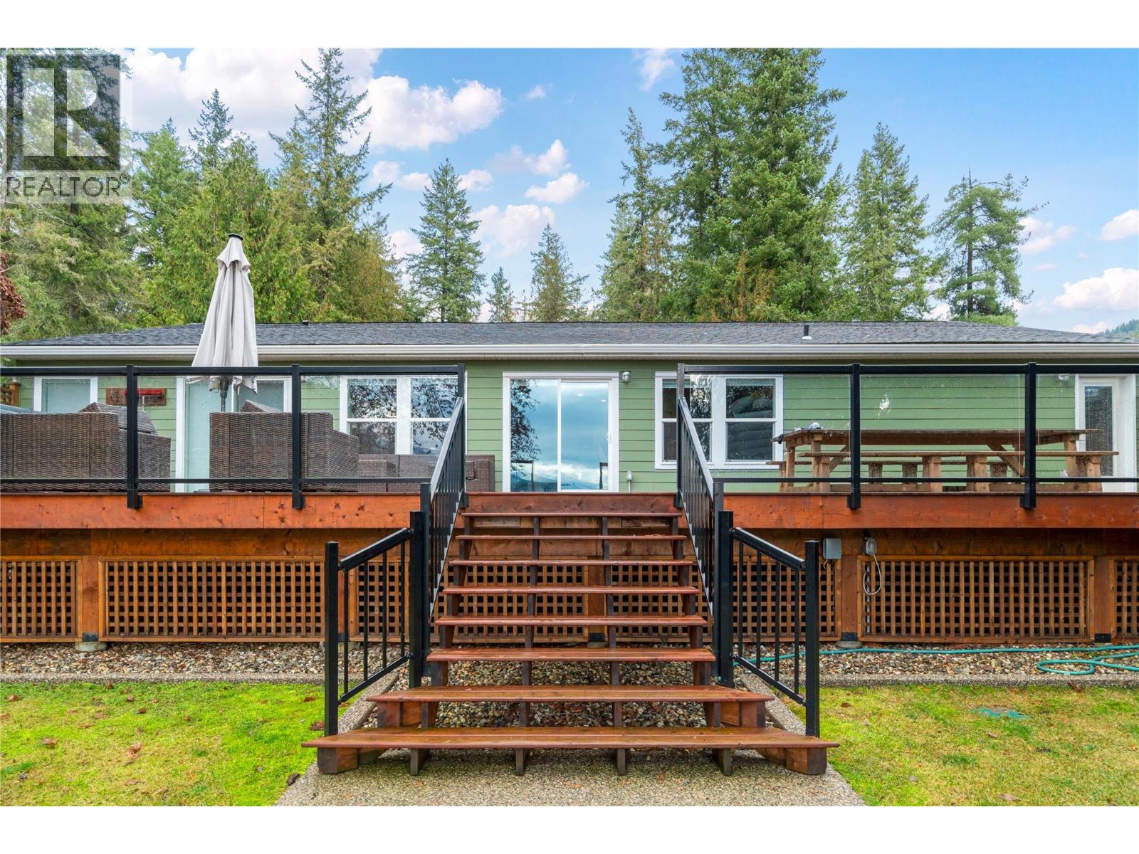 405 97a Highway, Sicamous, British Columbia  V0E 2V1 - Photo 6 - 10371068