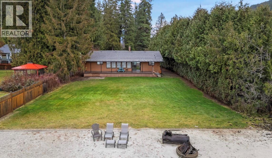 401 97A Highway, sicamous, British Columbia