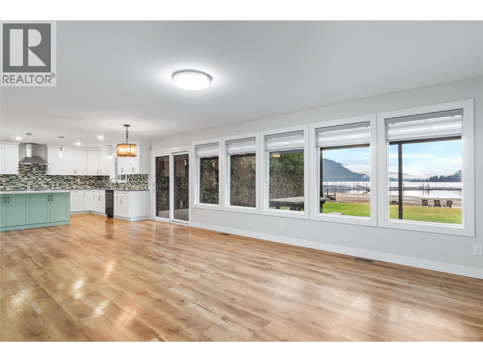 401 97a Highway, Sicamous, British Columbia  V0E 2V1 - Photo 17 - 10371067