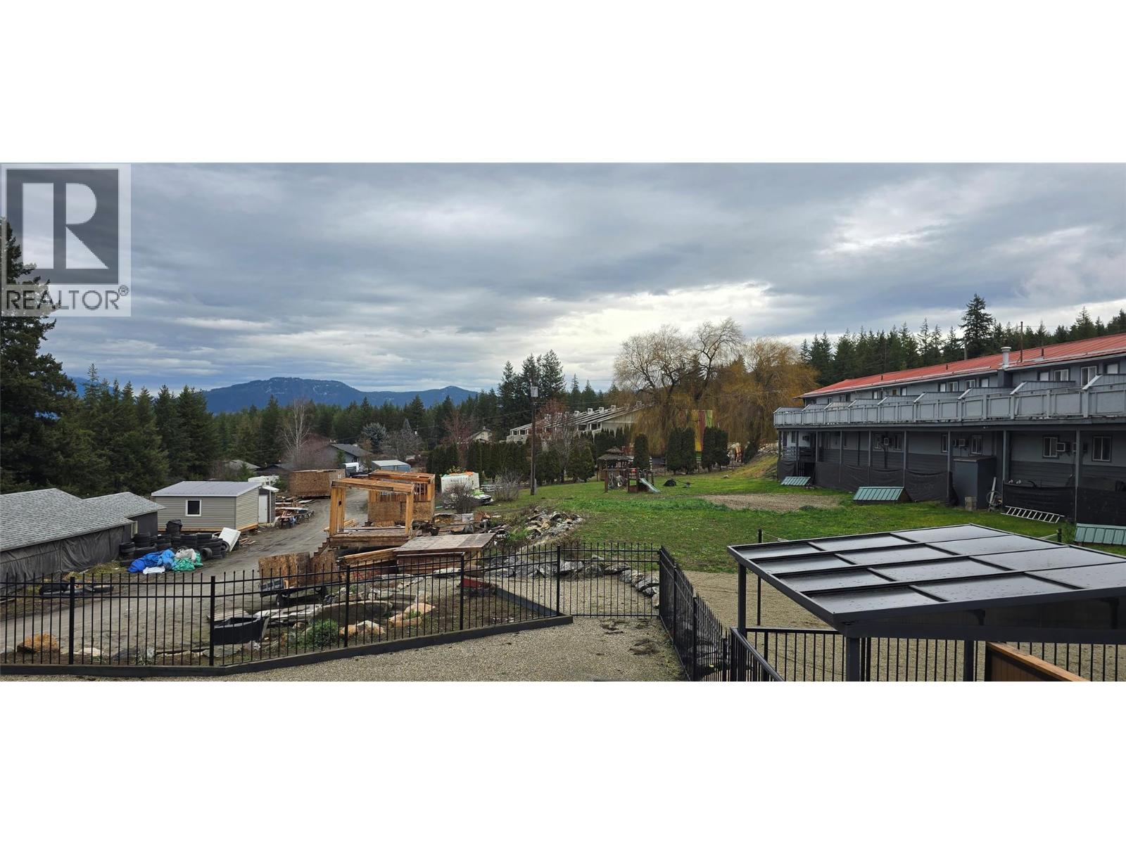 1277 Trans Canada Highway, Sorrento, British Columbia  V0E 2W0 - Photo 30 - 10371167