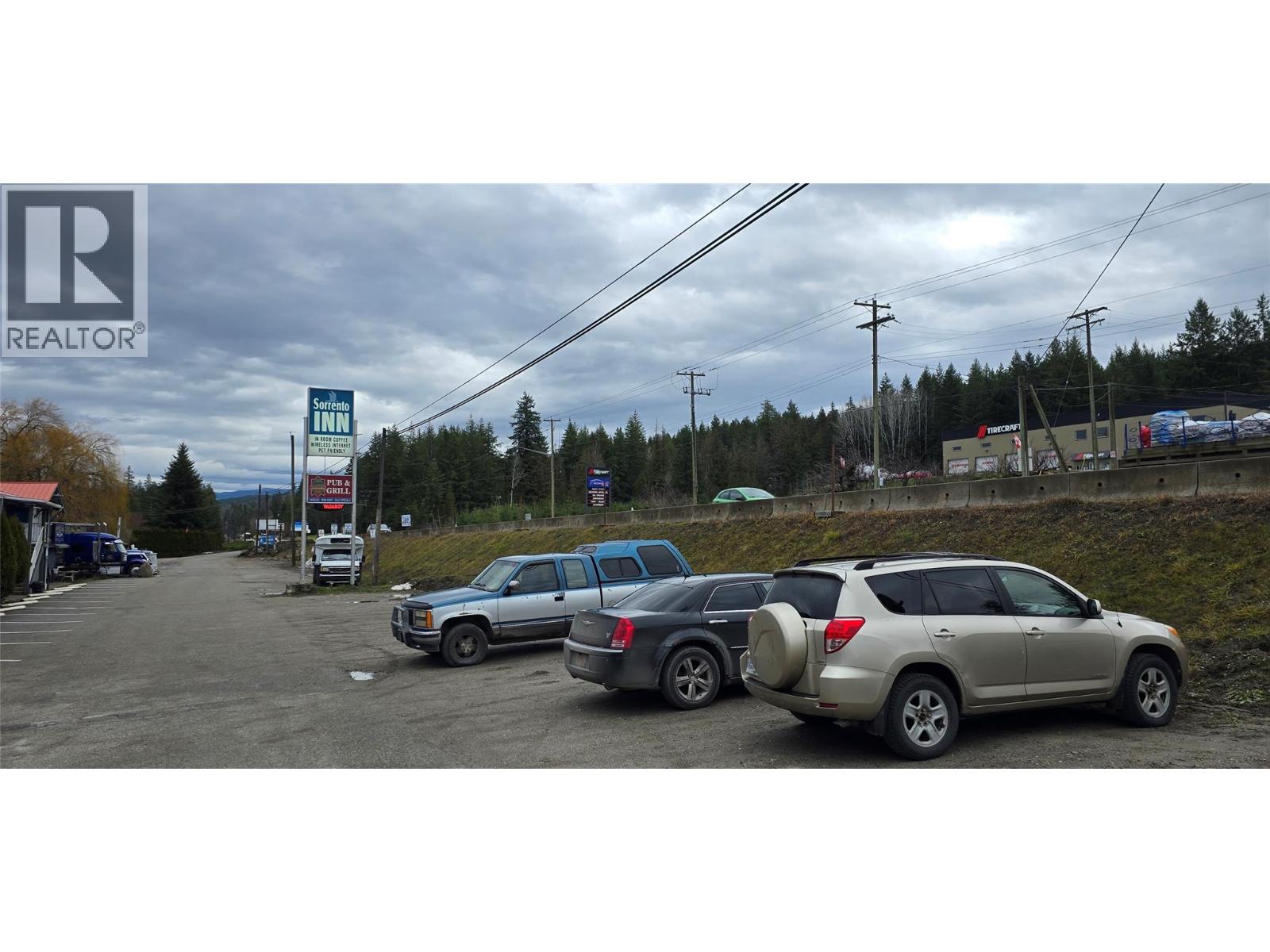 1277 Trans Canada Highway, Sorrento, British Columbia  V0E 2W0 - Photo 8 - 10371167