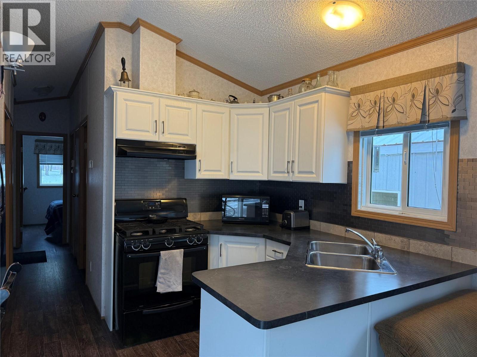 2955 33 Highway, Westbridge, British Columbia  V0H 1Y0 - Photo 8 - 10371111