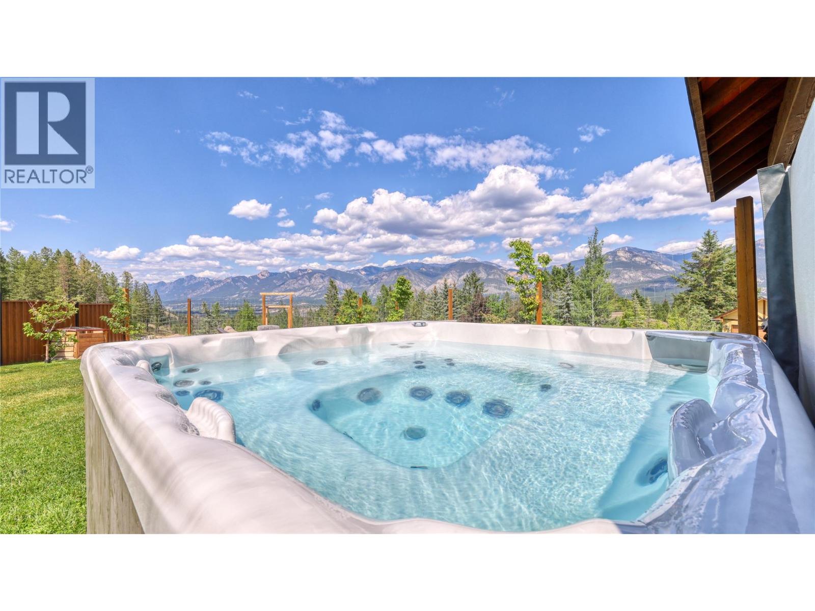 1910 Pineridge Drive, Invermere, British Columbia  V0A 1K4 - Photo 5 - 10371334