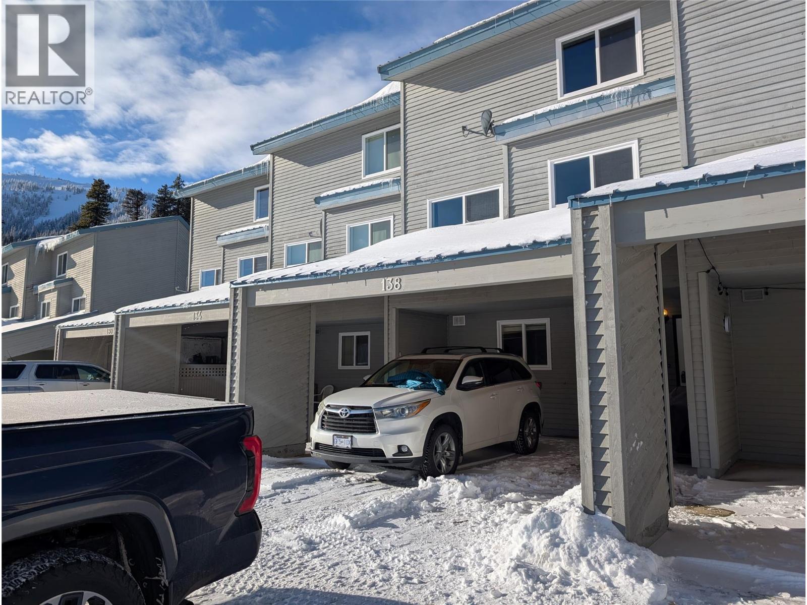 138 Clearview Road, Penticton, British Columbia  V0X 1K0 - Photo 2 - 10371299