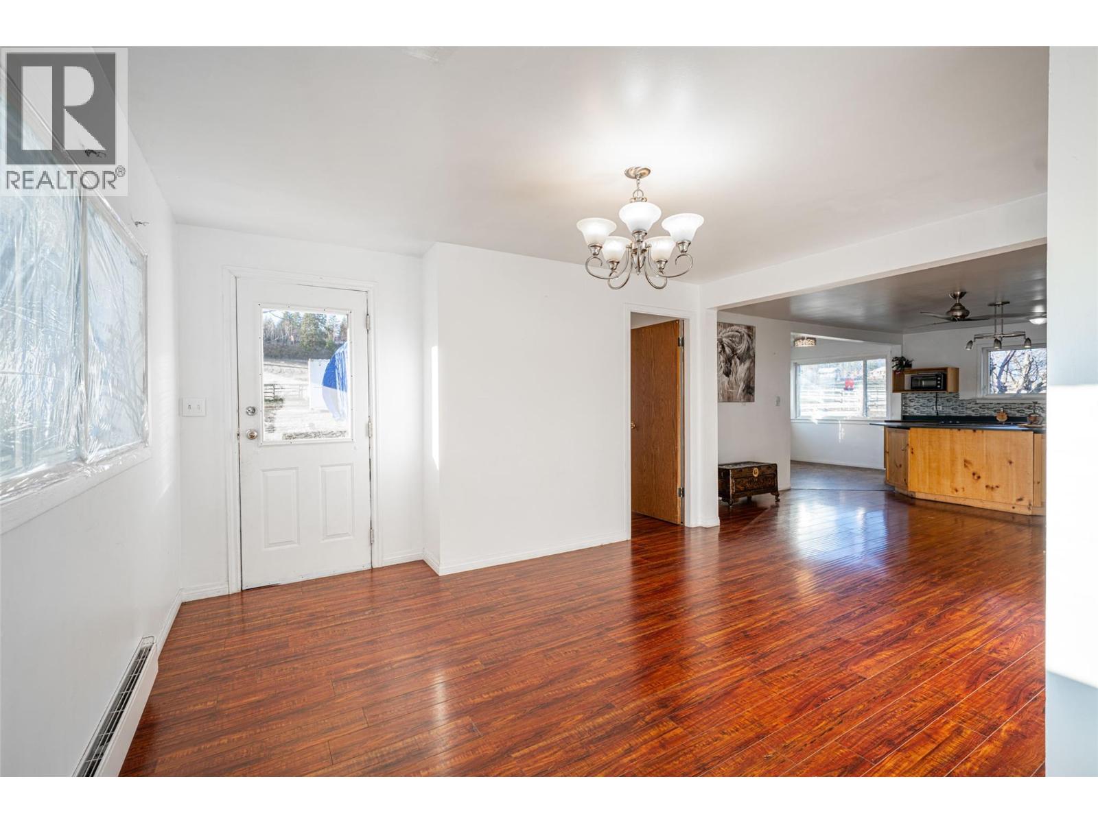 4435 Hallam Road, Armstrong, British Columbia  V0E 1B0 - Photo 21 - 10371253