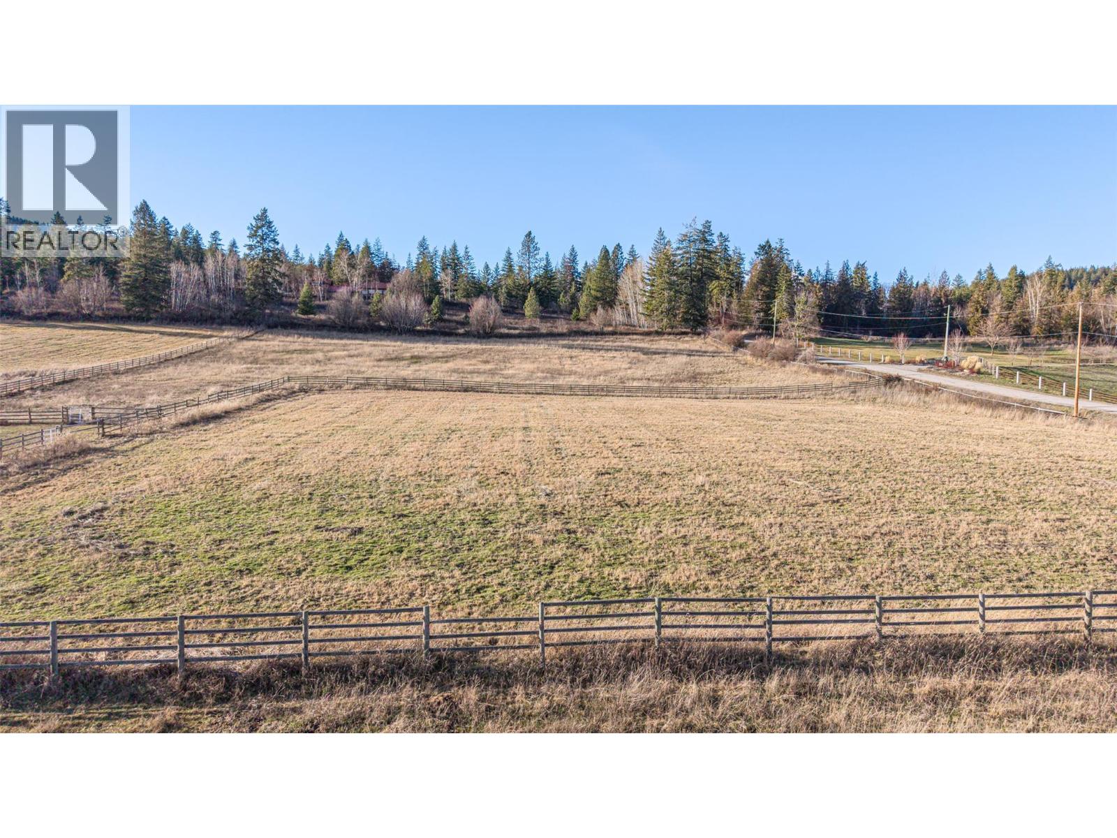 4435 Hallam Road, Armstrong, British Columbia  V0E 1B0 - Photo 6 - 10371253