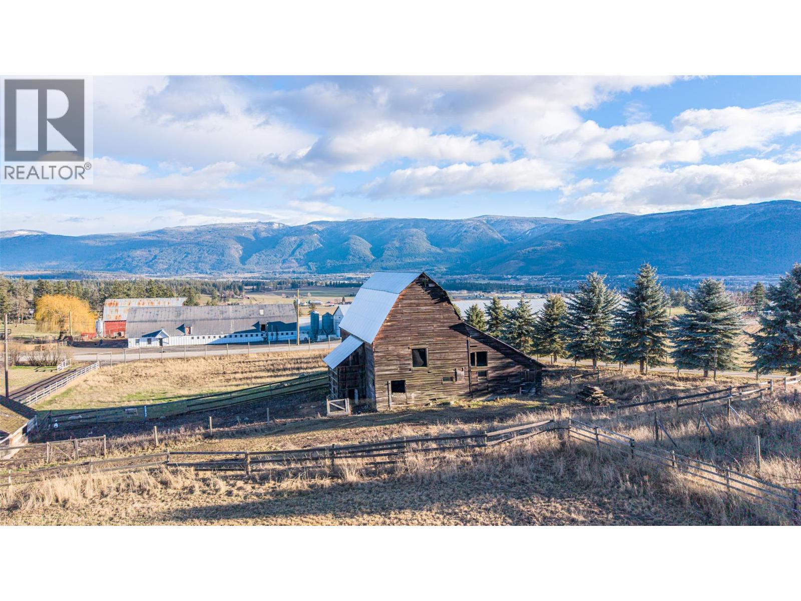 4435 Hallam Road, Armstrong, British Columbia  V0E 1B0 - Photo 9 - 10371253